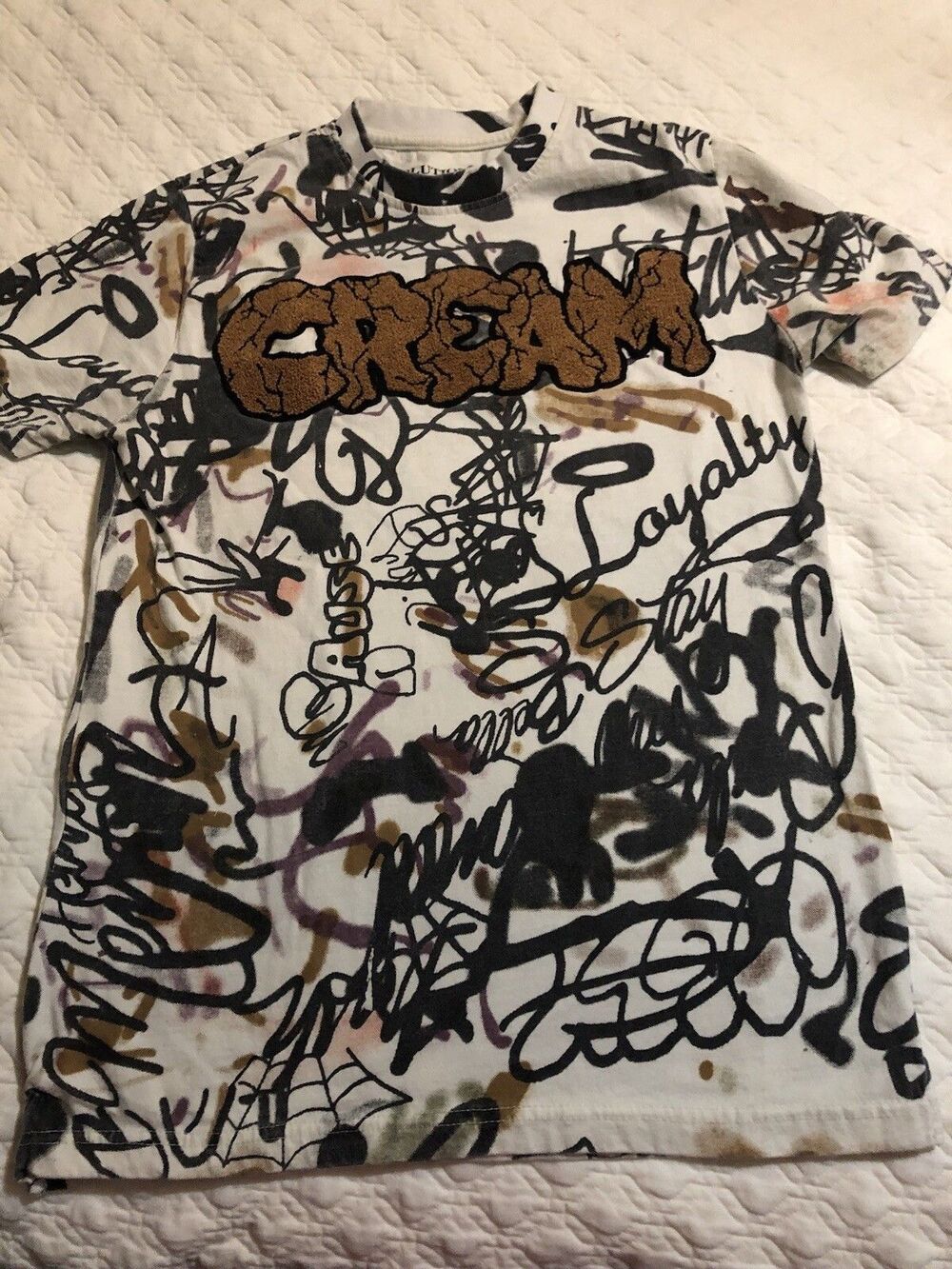 Evolution By Design ‘Cream’  Embroidered Tee Short Sleeve Size Small